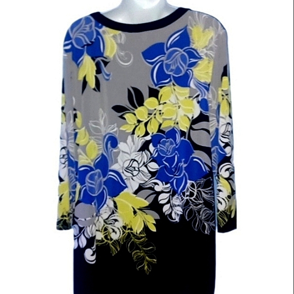 (3/$25) JM Collection Floral Tunic Blouse - Picture 4 of 5